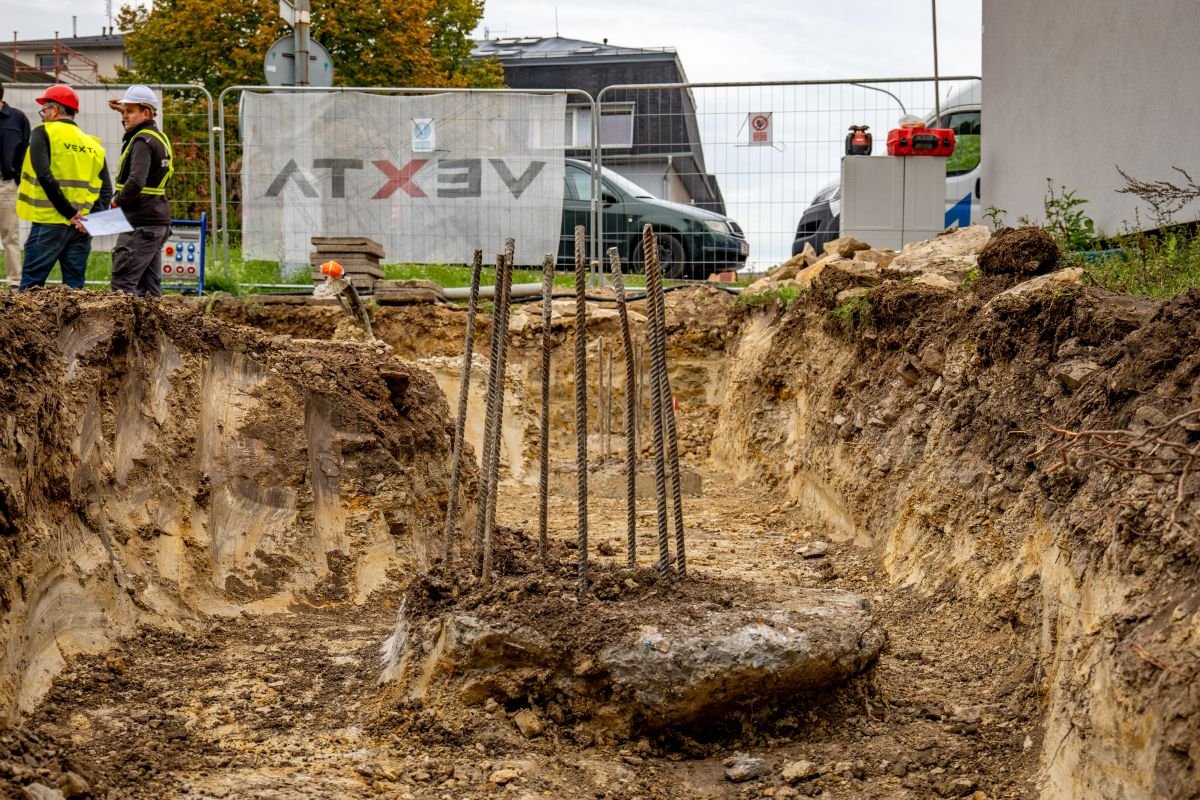 Komunitní centrum Zeleneč - výkopové práce Komunitní centrum Zeleneč - výkopové práce